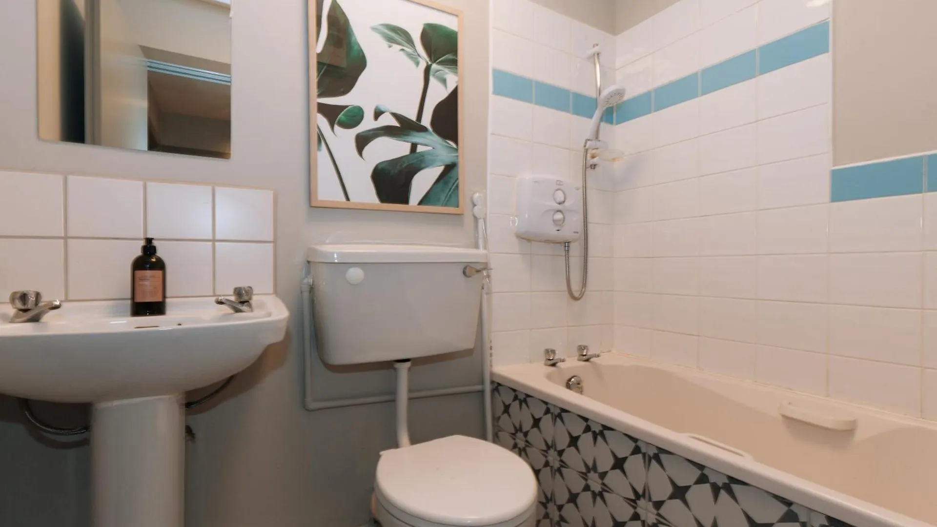 Relaxing 1Bd Flat With A Roof Terrace - Portobello Apartment Dublin 0*,  Ireland